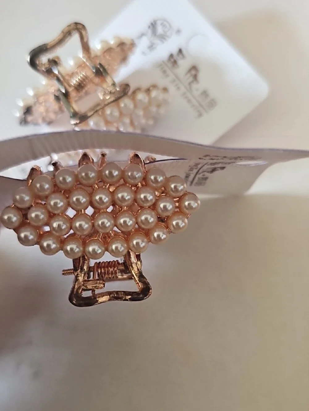 Pearl-Trim Gold Hair Claw Clip 3 Pcs.